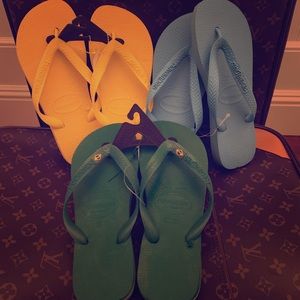 Havaiana’s Size 6 (euro 39) 3 pairs NWT